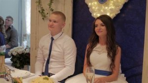 Мама поёт на свадьбе сына