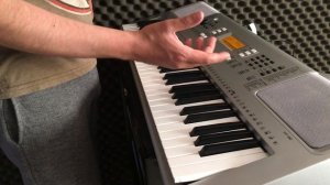 Yamaha YPT 360 - PSR E363
