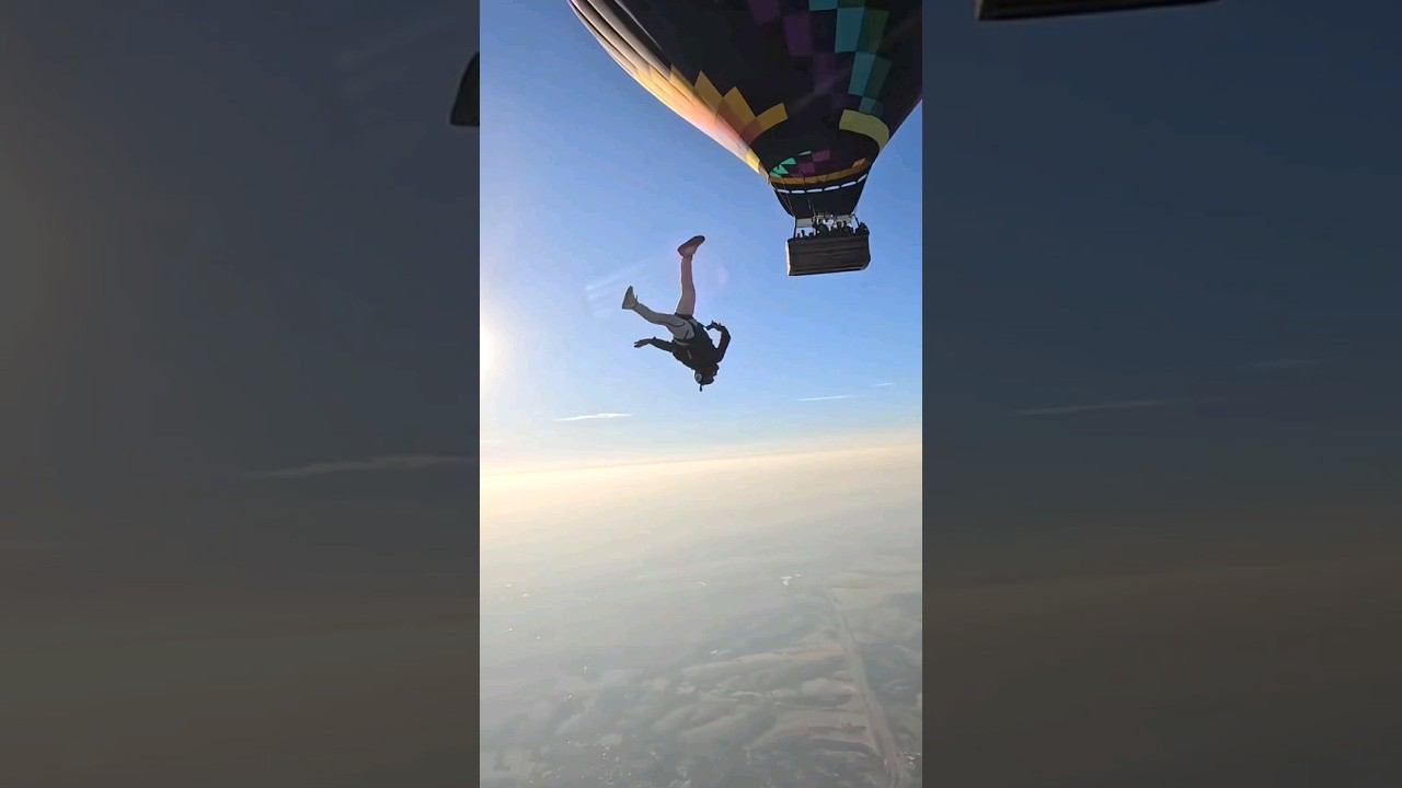 Фантастические прыжки с парашютом | Парашютист ПРО #прыжоксшара #прыжки #shorts смотреть онлайн