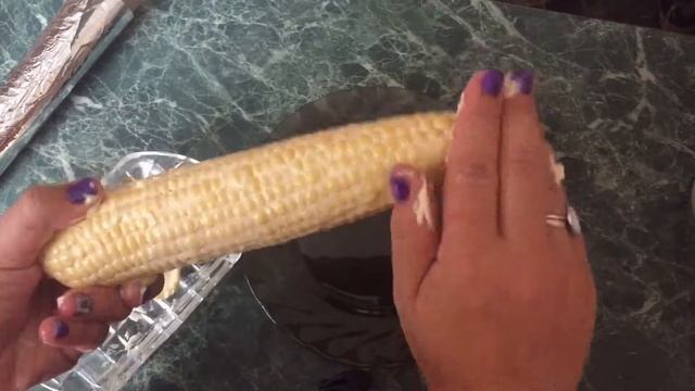 Кукуруза запечённая/ очень вкусная кукуруза/ молодая кукуруза в духовке смотреть онлайн
