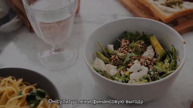 К чему снится есть, кушать? Толкование сна и его значение по сонникам Фрейда и Ванги