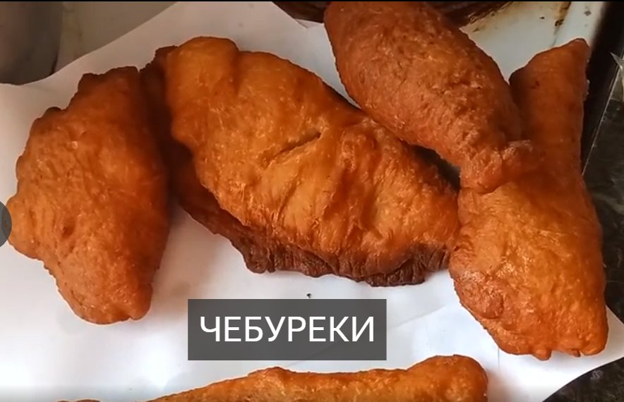 Чебуреки. Рецепт. Дома. С фаршем. Лук зеленый. Как пожарить. Вкусно. Тесто. Домашние чебуреки. видео