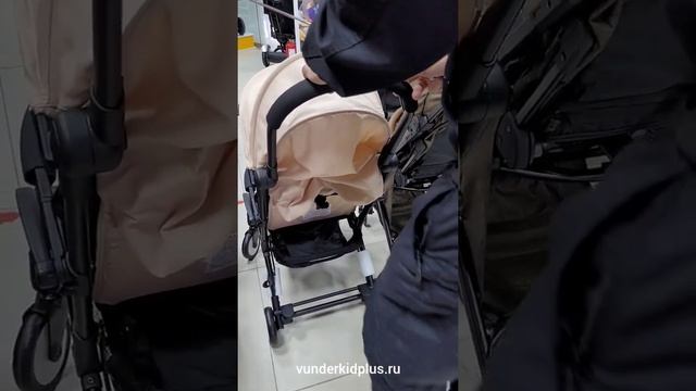 Важно на прогулке с коляской смотреть онлайн