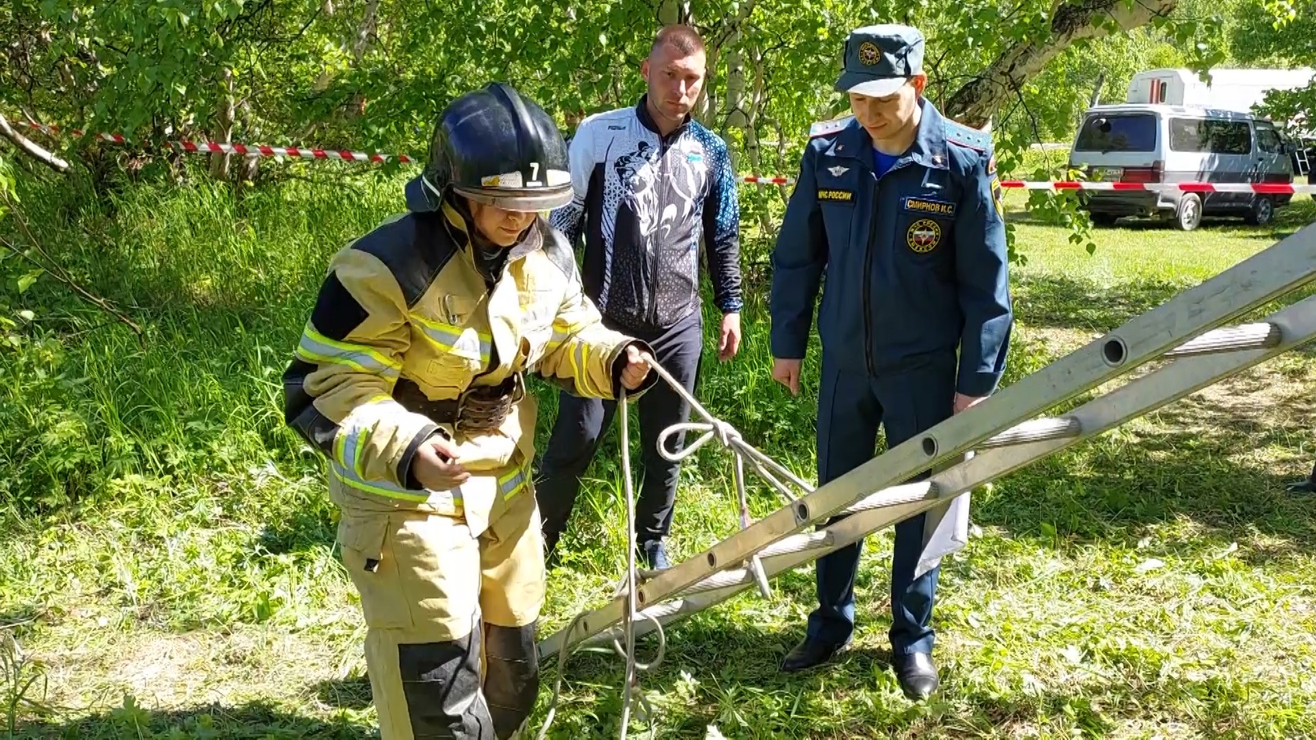 Боевой участок. Пожарная эстафета. Эвакуация пострадавших. Безопасность лесных пожаров. Видео по пожарной безопасности.