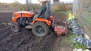 Минитрактор Уралец подготовка к посадке Чеснока