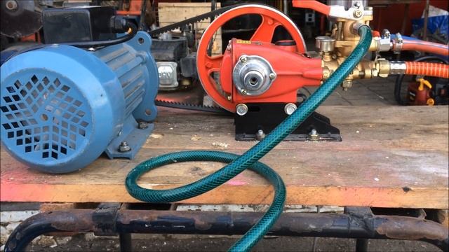 Практический обзор и работа плунжерного насоса опрыскивателя !) смотреть онлайн