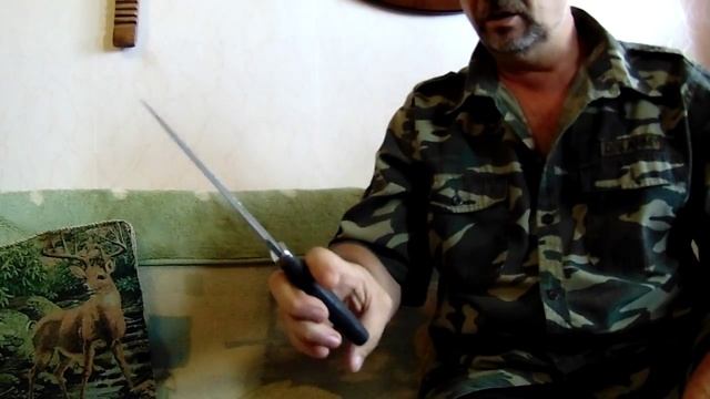 РАБОТА С НОЖОМ. ПРЯМОЙ И ОБРАТНЫЙ ХВАТ. смотреть онлайн