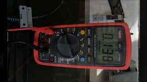 Sony KDL 32R423A уменьшить ток подсветки. APS-348/C уменьшить ток.