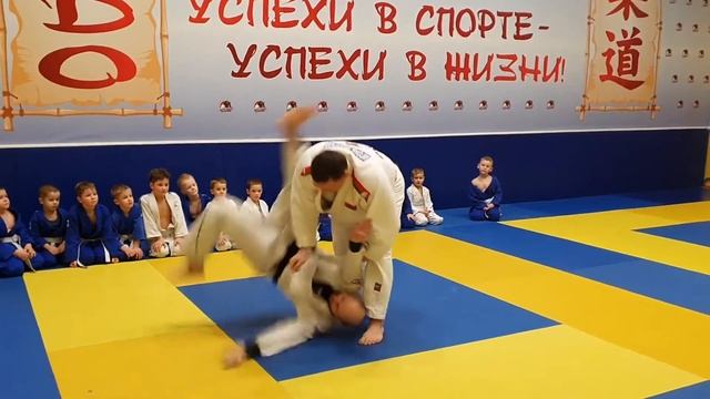 Мастер-класс олимпийского чемпиона Игоря Макарова смотреть онлайн