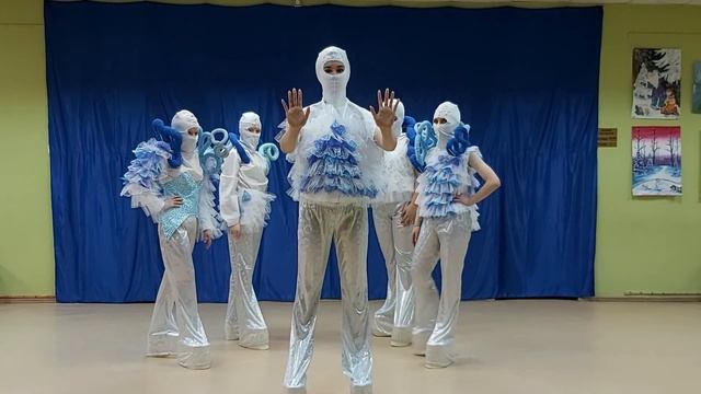 Коллекция "Пандемия иммерсия". Театр авангардной моды, педагог Рыбакова Светлана Владимировна