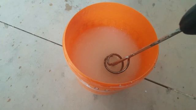 Как разводить ОБОЙНЫЙ КЛЕЙ QUELYD. Ремонт комнаты. смотреть онлайн