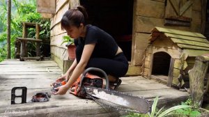 BUILD LOG CABIN in the STORM | how to make wooden floor - emergency shelter | Ana Bushcraft