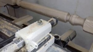 Точение на токарном станке   Балясины на лестницу .