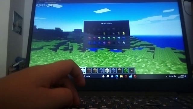 играем в игры онлайн на компе такие как в Minecraft и всякое другое смотреть онлайн
