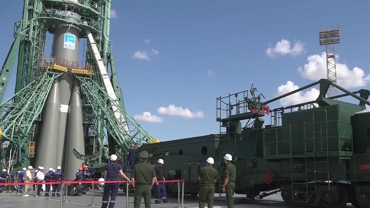 Через несколько часов на космодроме Байконур состоится пуск ракеты-носителя "Союз"