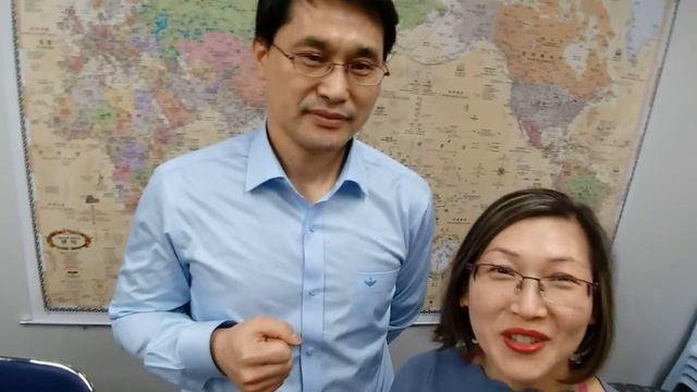 рубашки и туфли в использовании :