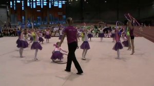 "Веселые обручи" 4-5 лет