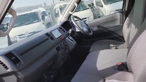 Toyota hiace 2018 год бензин 2 вд рестайлинг