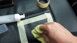 Уход за кожаным салоном используем средство Shine Systems LeatherCleaner