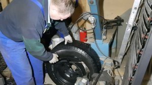 Испытываем новую балансировку колёс поставили новые диски на Nissan Patrol Y60