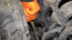 How to Check Engine Oil 09-19 Ford Fiesta