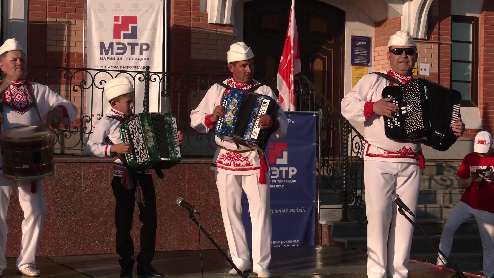 «Марий Эл ТВ»: в эфире Марий Эл Радио прошел концерт «Келшымаш кас», приуроченный к Пеледыш пайрем смотреть онлайн