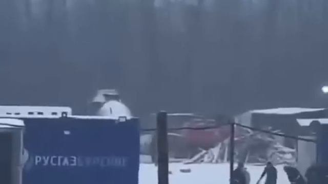 МЕДВЕДЬ НАПАЛ НА ВАХТОВИКОВ В ЯКУТИИ, БОЛЬШЕ НЕ ПОЕДУ НА БУРОВЫЕ #опаснаяработа #буровая
