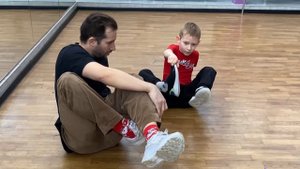 Ловкие движения, чёткий ритм, динамика и драйв – это всё про дополнительные занятия по Брейк-дансу