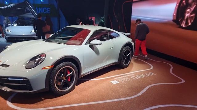 Porsche Pavillion смотреть онлайн