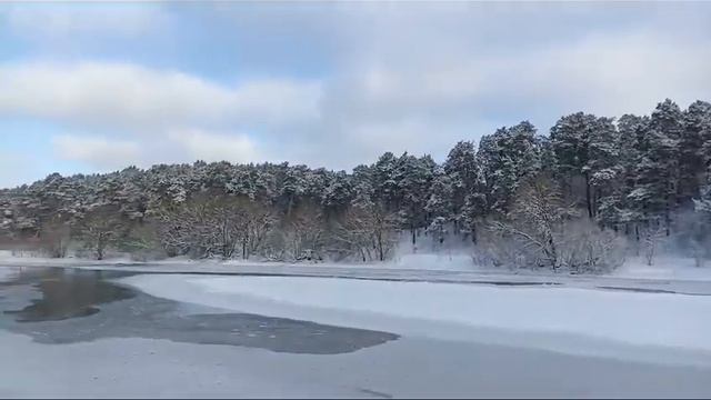 Из тепла Индии да в зиму России. Подмосковье. Река Пахра зимой. Строгая красота. смотреть онлайн