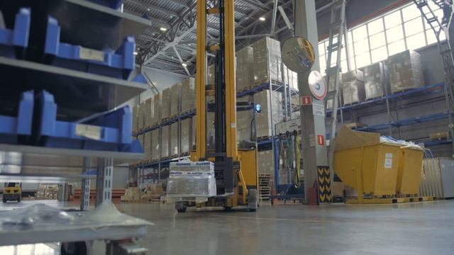 Komatsu в России и СНГ смотреть онлайн