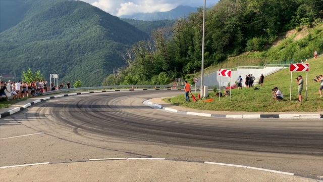 Стилов ВАЛИТ БОКОМ! Посетил фестиваль Grounded Event смотреть онлайн