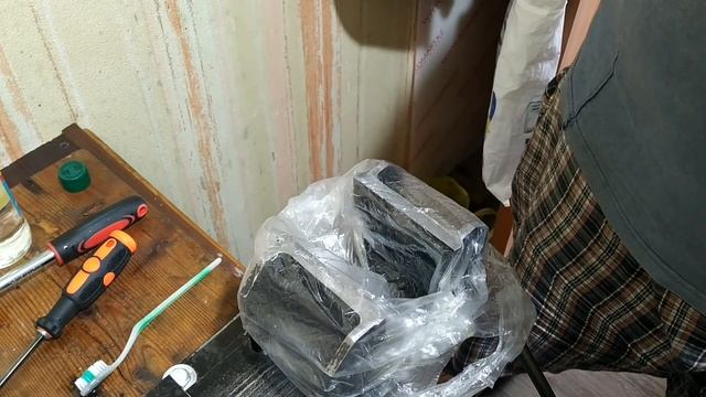 Repair of viscous fan clutch of Toyota Mark II - Ремонт вискомуфты седана Toyota Mark II смотреть онлайн