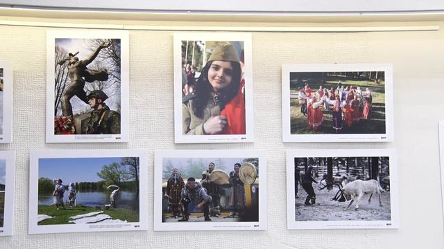 Открытие Всероссийской фотовыставки «Сила традиций» в кинозале «Молодость»
