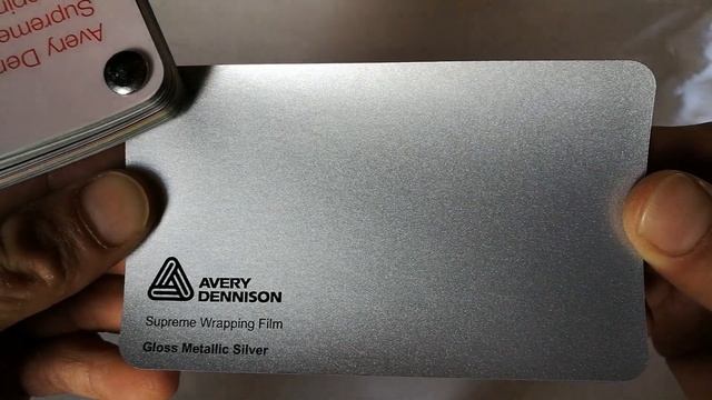 Avery Dennison’s Silver Supreme Wrapping™ (Gloss metallic) смотреть онлайн