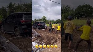 Джавид: Машина Застряла