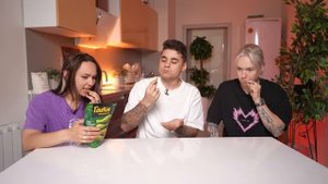 САМЫЕ НЕОБЫЧНЫЕ И ОСТАРЫЕ ВКУСНЯШКИ ИЗ ТАЙЛАНДА ЧЕЛЛЕНДЖ + @kirya_medvedeva