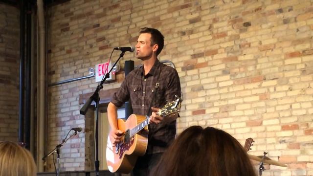 Tyler Hilton - Meant Something To Me смотреть онлайн