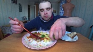 МУКБАНГ/АСМР КАРТОШКА/ КИЛЬКА В ТОМАТНОМ СОУСЕ/БУТЕРБРОДЫ-  ХЛЕБ, ЗАКУСКА/ EATING/ASMR/Mukbang#445