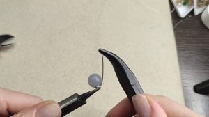 Делаем красивую петельку для серег. Для начинающих мастеров.