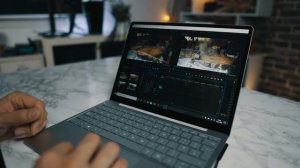 Adobe Photoshop & Premiere Pro TEST on Microsoft Surface Laptop GO