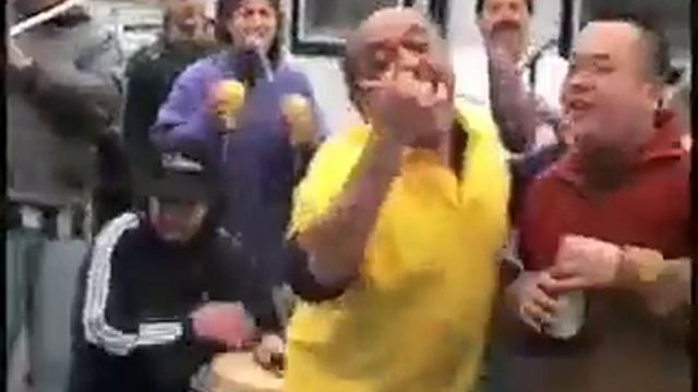 Rumba en casa de Mauro смотреть онлайн