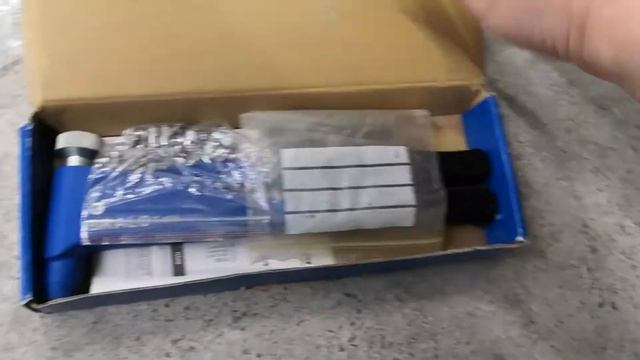 Монтаж доводчика на алюминиевую дверь