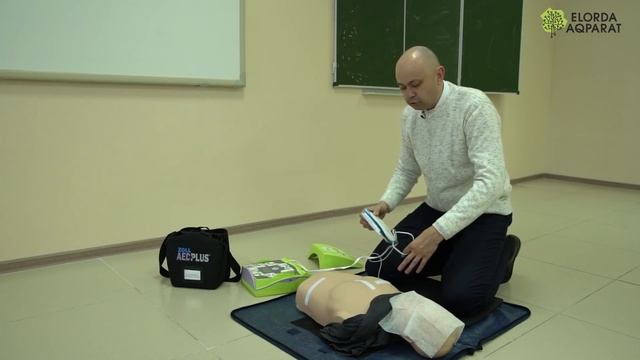 Мастер-класс: Как помочь человеку при остановке сердца смотреть онлайн