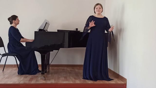 Цекоева Мария. Р.н.п. Травушка-муравушка обр. В. Городовской. А. Гурилев А. Полежаев Сарафанчик.mp4 смотреть онлайн