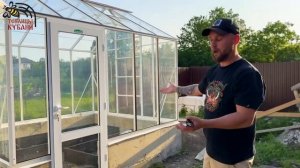 Пристенная Теплица из стекла