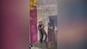 ПЕСНЯ НА ВЫПУСКНОЙ родители спели для детей на мотив МАЛИНОВАЯ ЛАДА #песнянавыпускной #выпускной
