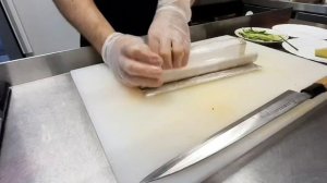 Как приготовить запеченный ролл с крабовыми палочками | Пошаговая инструкция .