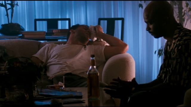 Вода мокрая. Небо голубое. Последний бойскаут (1991) смотреть онлайн