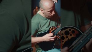 Мандолина Ovation. Взрослая укулеле :)